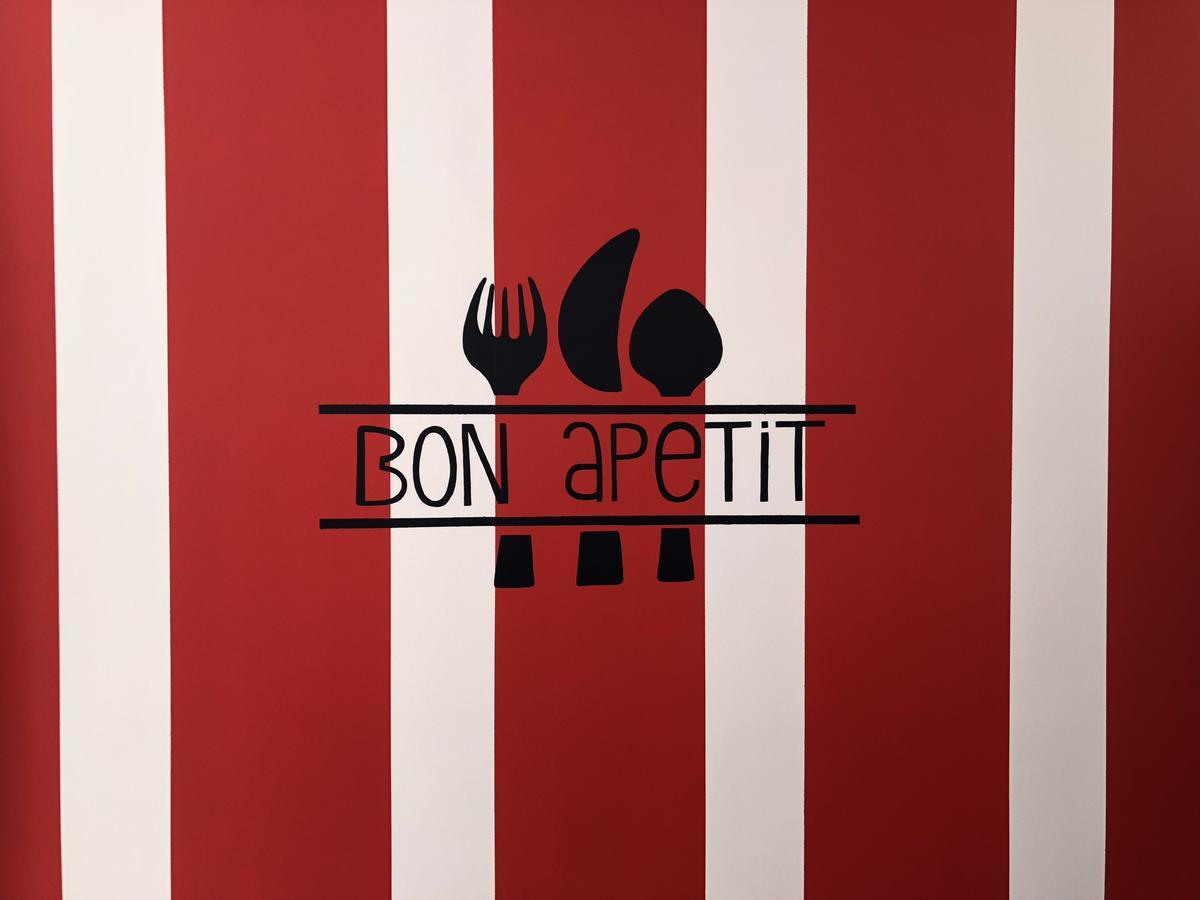 Bon Apetit Apartament Lviv Exterior foto